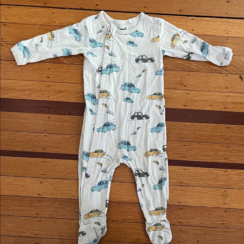 Coccoli Car Pattern Footie - White and Blue